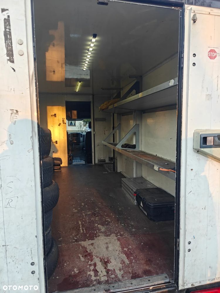 Volkswagen Crafter 2.0 TDI - 8