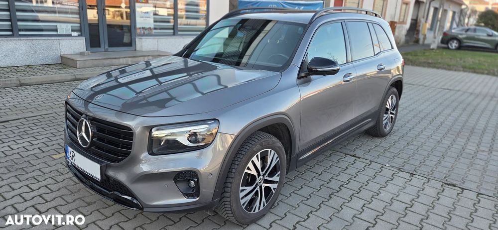 Mercedes-Benz GLB - 4