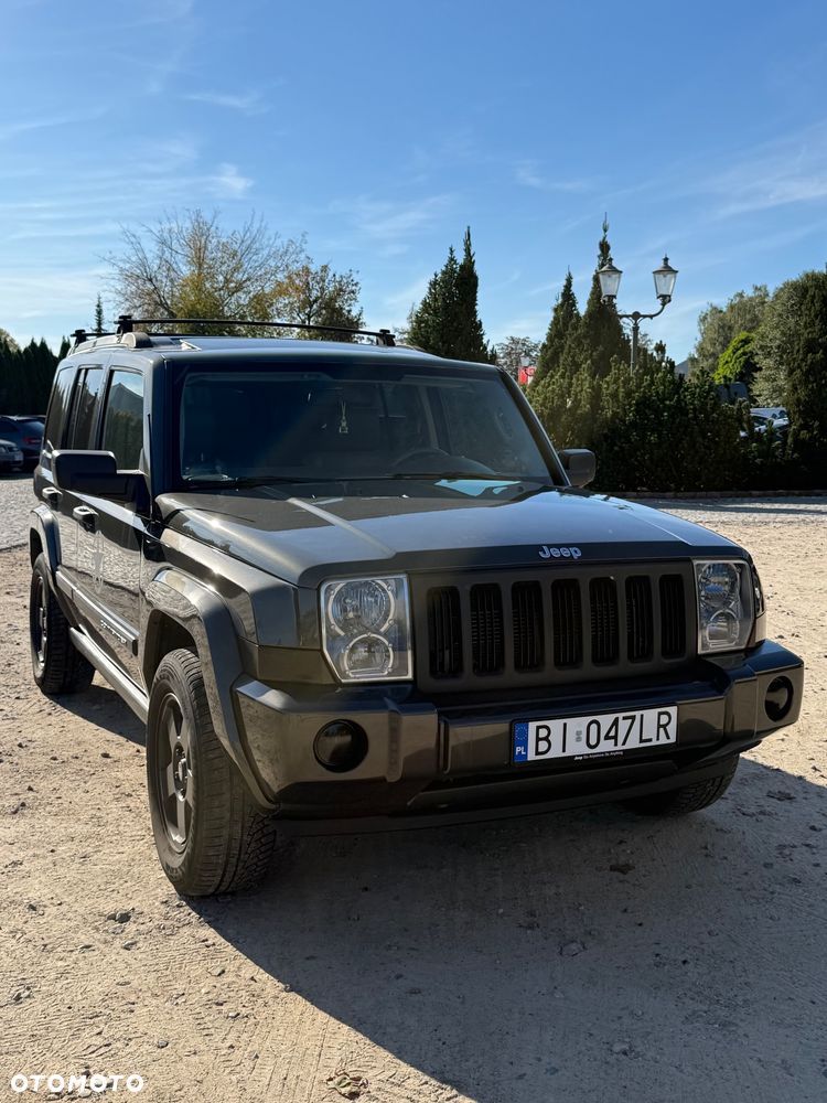 Jeep Commander 3.7 V6 - 2