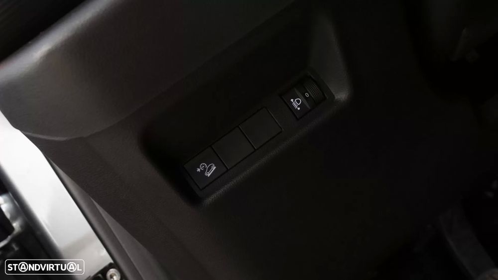 Jeep Avenger 1.2 GSE T3 Altitude - 23