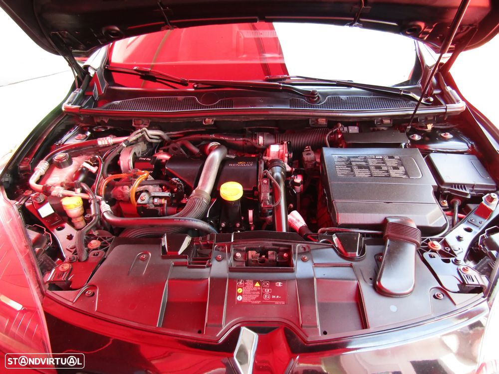 Renault Mégane Coupe Energy dCi 110 FAP Start & Stop GT Line - 21