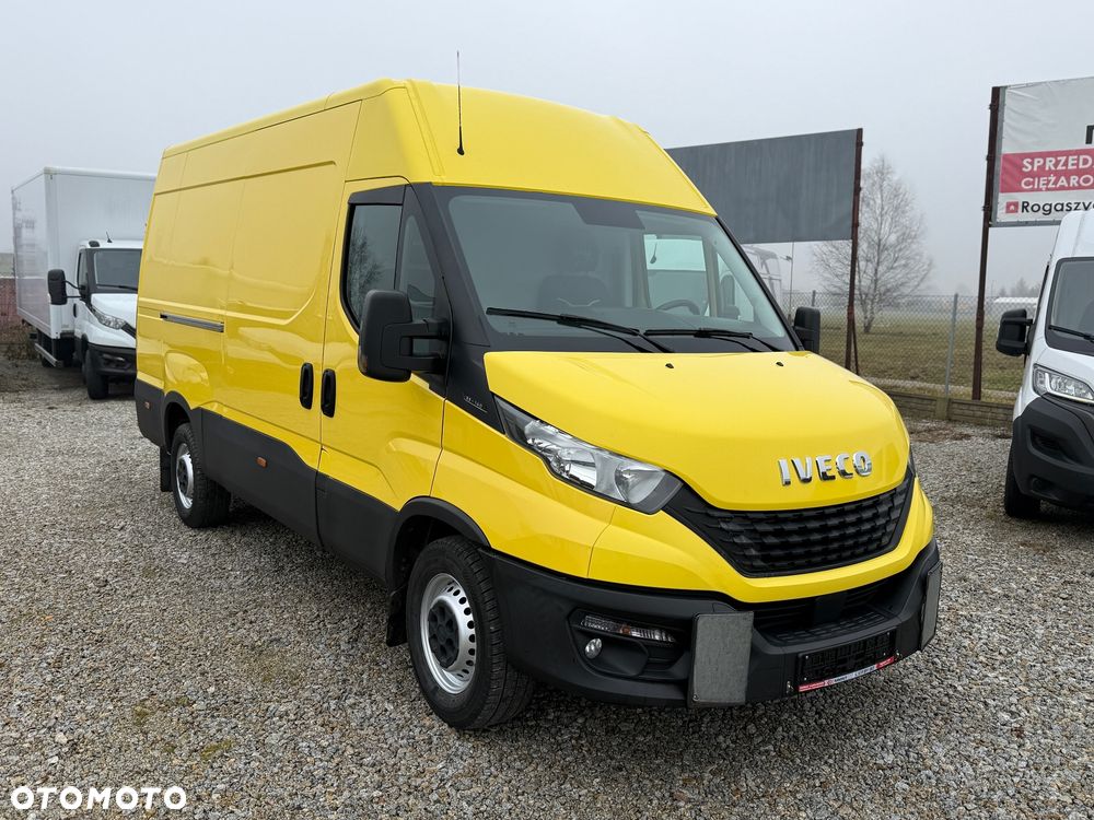Iveco 2020/Daily/Winda BAR/Średni/manual/Klima/Tempomat/Business Pakiet