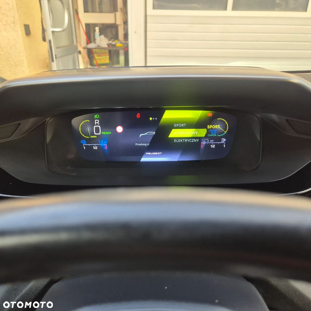 Peugeot 408 180 e-EAT8 GT - 23