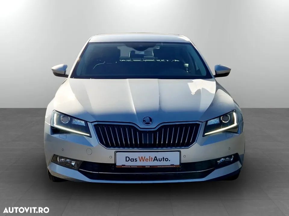 Skoda Superb 2.0 TDI DSG 4X4 Style - 4