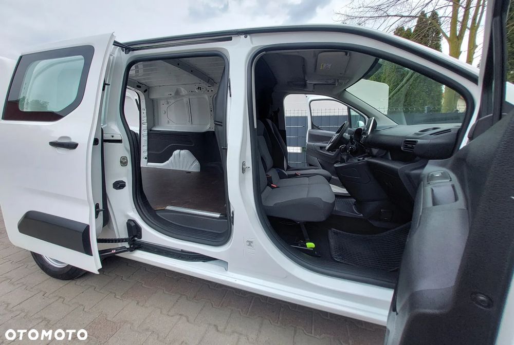 Opel COMBO MAXI LIFT - 16