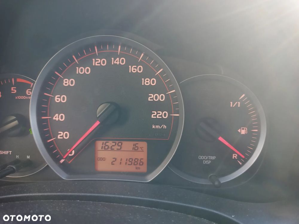 Toyota Yaris 1.4 D-4D Sol - 9