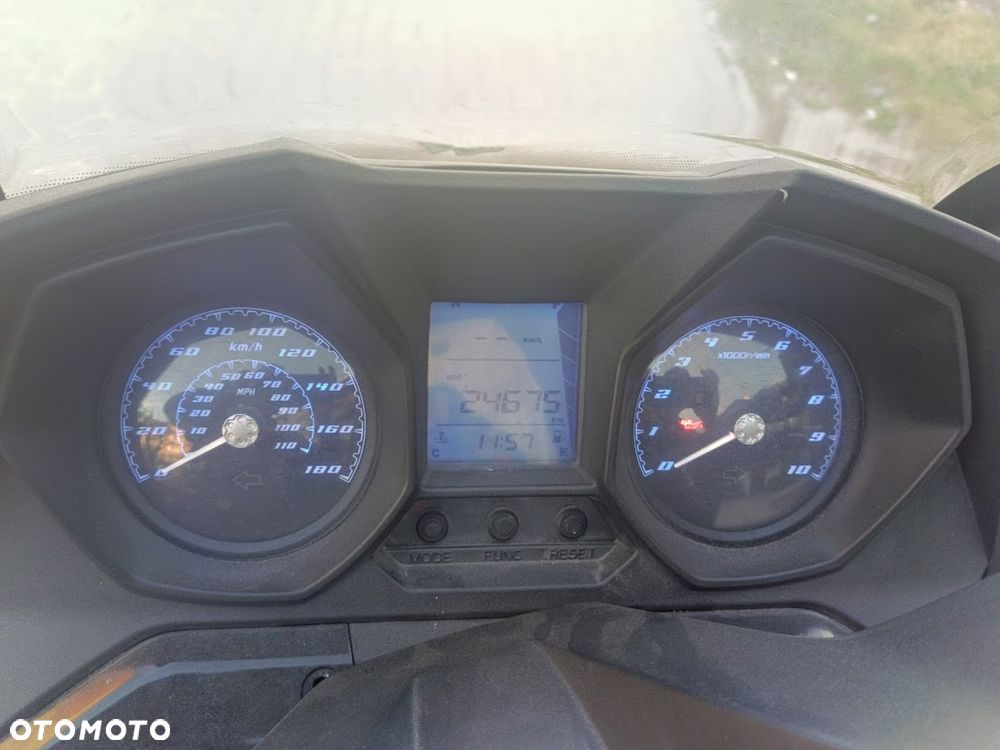 Kymco Downtown - 5