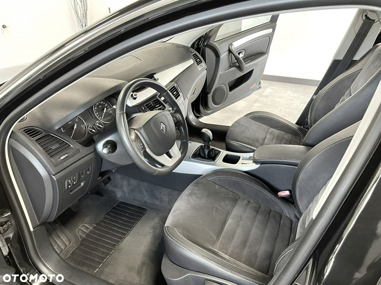 Renault Laguna 2.0 DCi Dynamique - 19