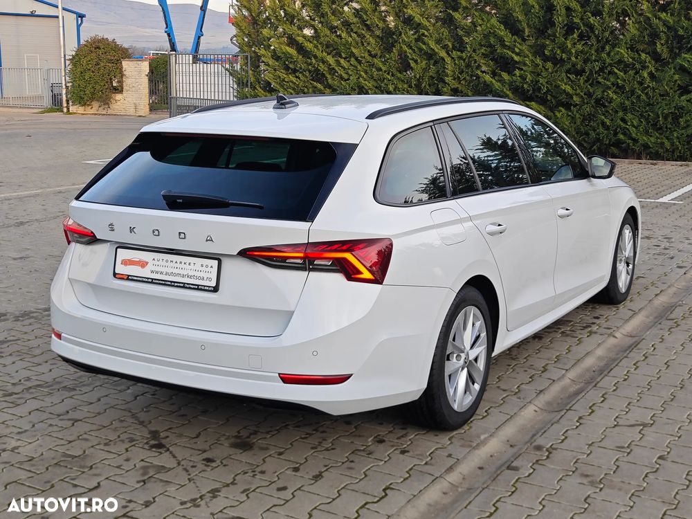 Skoda Octavia 2.0 TDI DSG Sportline - 6