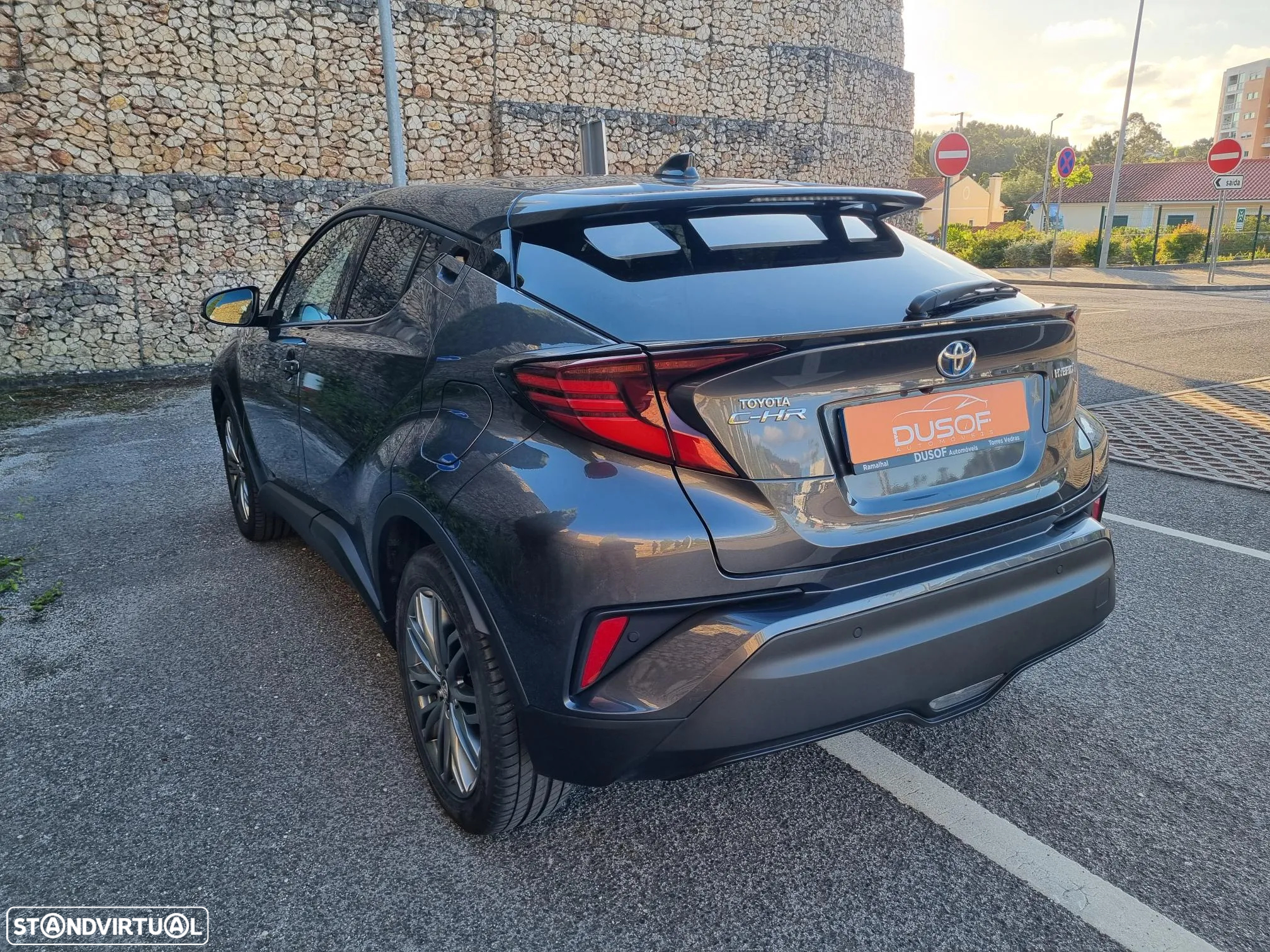 Toyota C-HR 1.8 Hybrid Exclusive+P.Luxury - 6