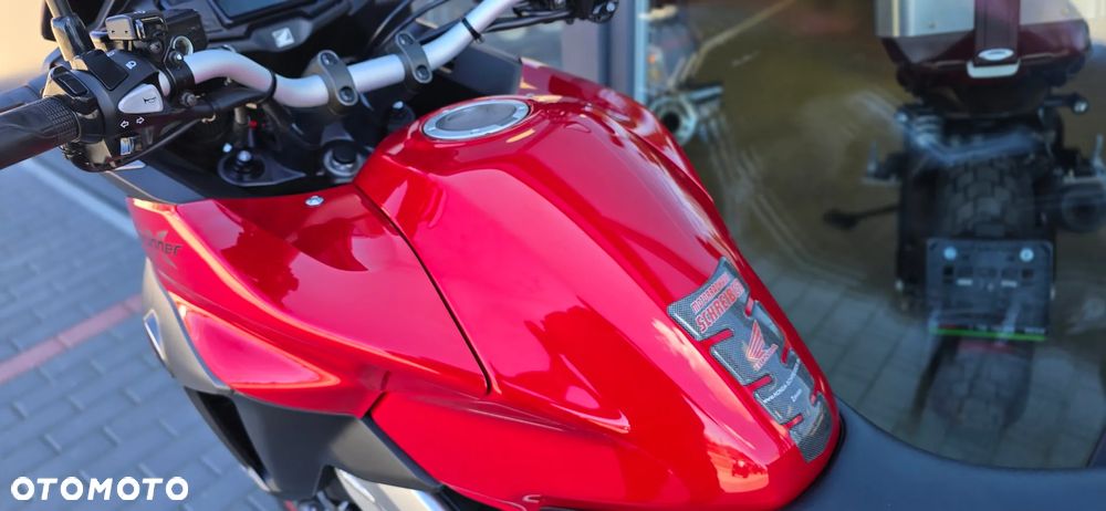 Honda VFR - 34