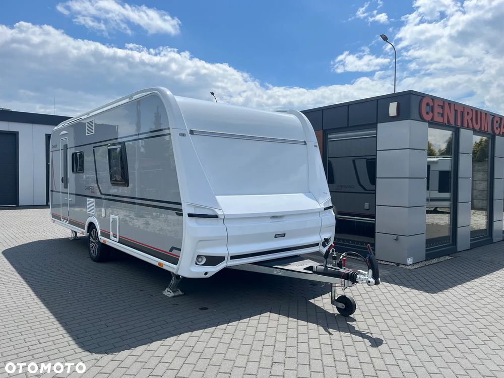 Dethleffs Camper 560 FMK - 1