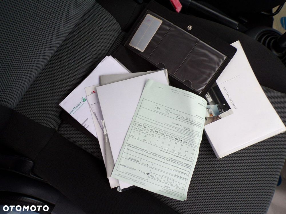 Mitsubishi Colt - 29