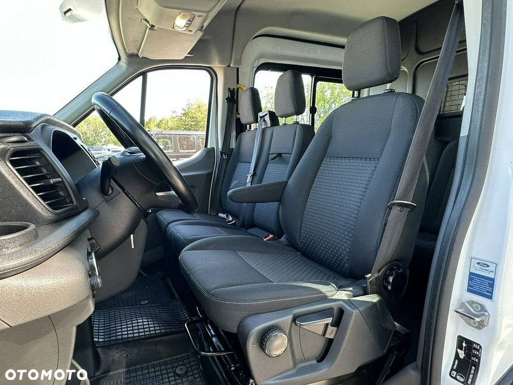 Ford Transit - 13