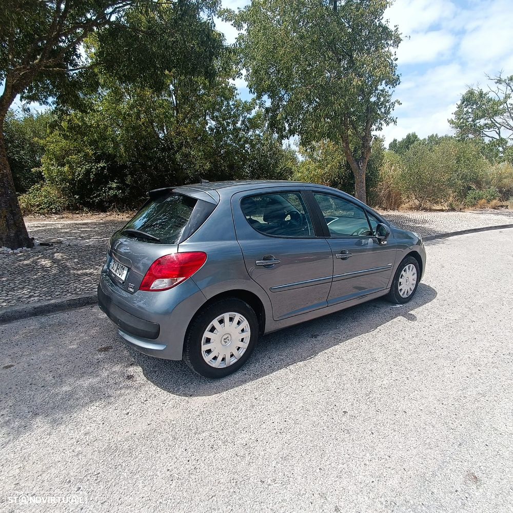 Peugeot 207 1.6 HDi 99g - 3