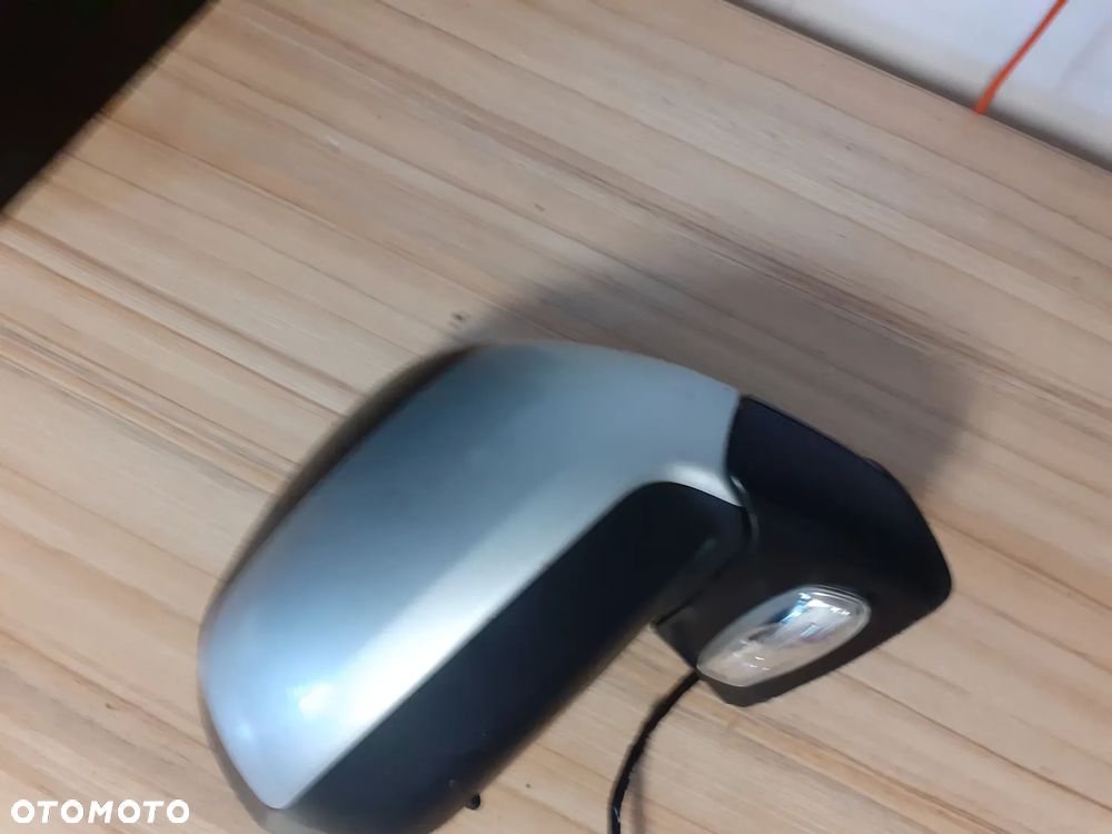 - LUSTERKO PRAWE 8 PIN CITROEN C4 PICASSO EZRC - 1