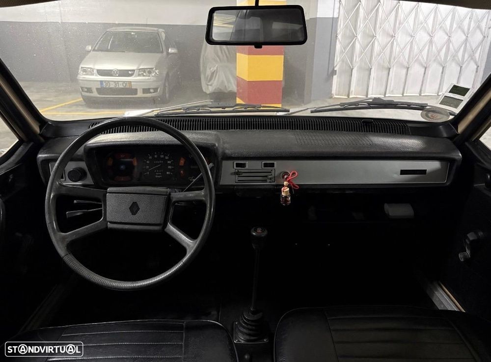 Renault 12 - 9