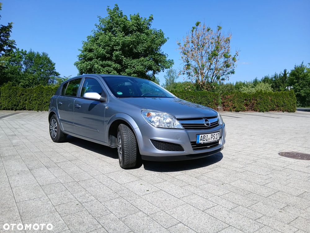 Opel Astra - 2