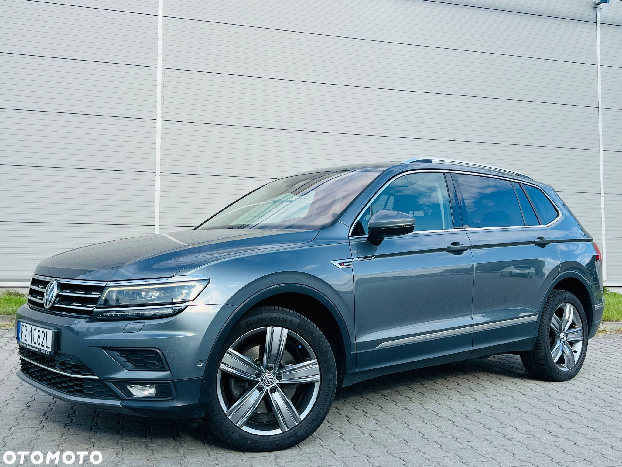 Volkswagen Tiguan - 8