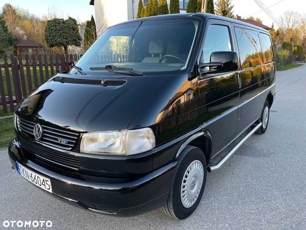 Volkswagen Transporter - 1
