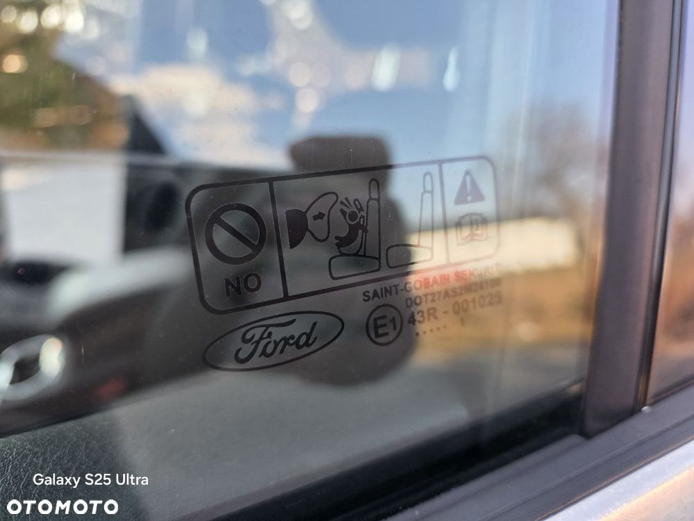 Ford S-Max 2.0 TDCi DPF Titanium - 32