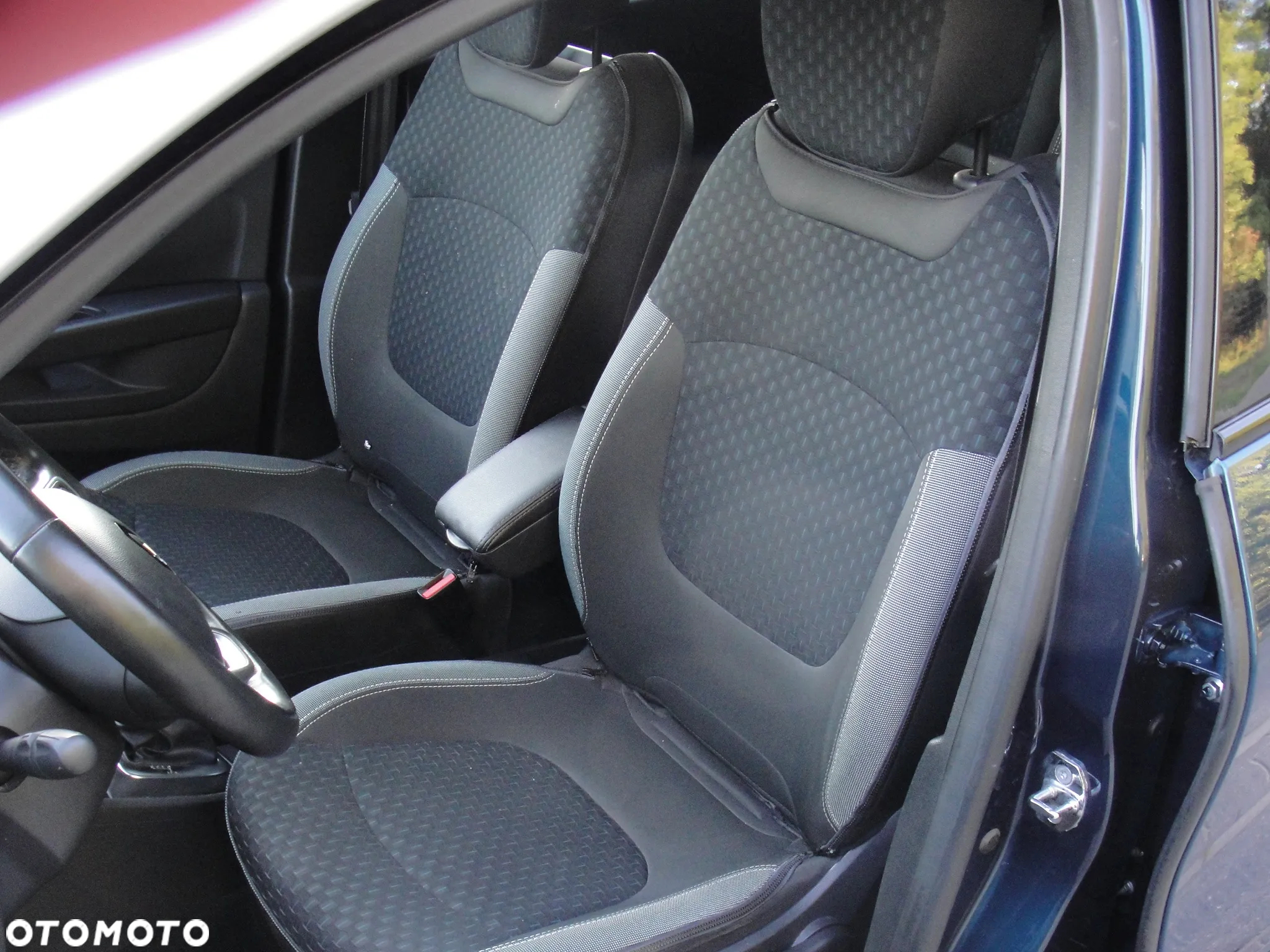 Renault Captur 1.2 Energy TCe Intens EDC EU6 - 10
