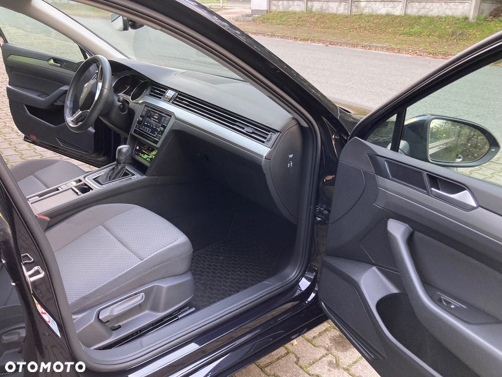 Volkswagen Passat 2.0 TDI EVO Business DSG - 12