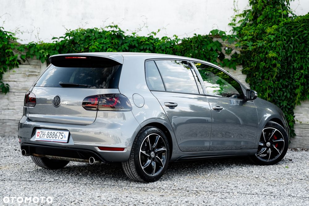 Volkswagen Golf 2.0 GTI DSG - 10