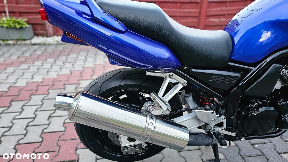 Yamaha FZS - 14