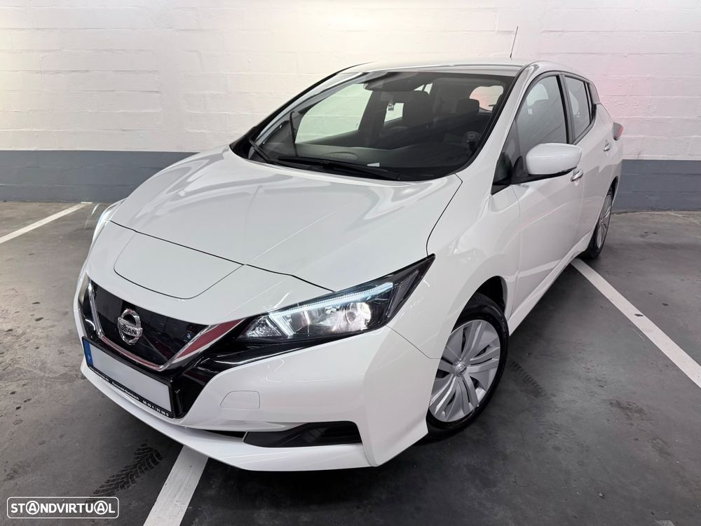 Nissan Leaf - 1