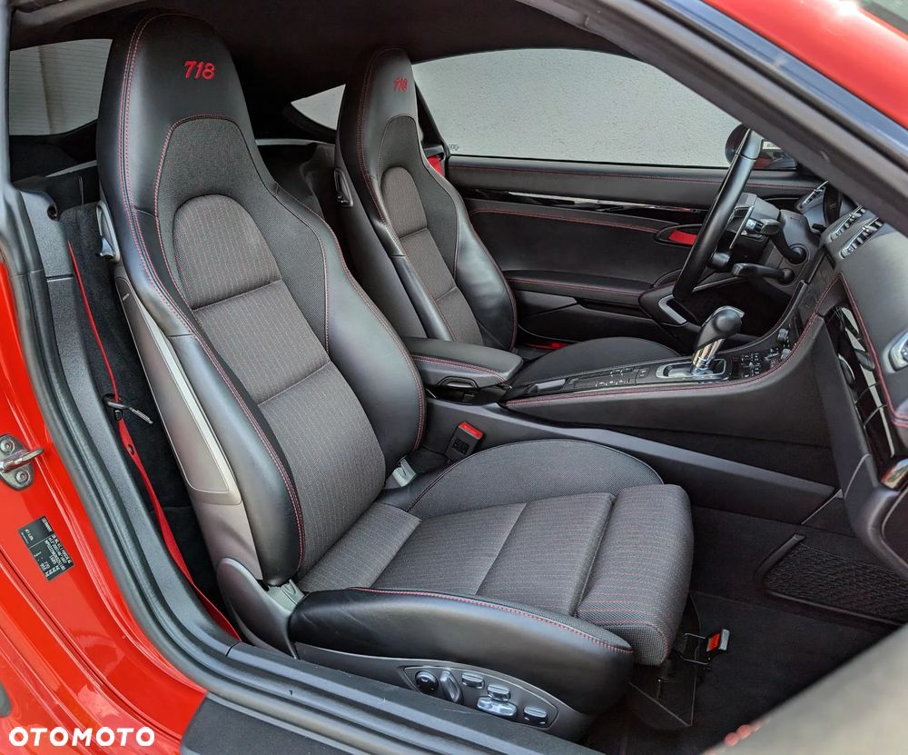 Porsche 718 Cayman T PDK - 15