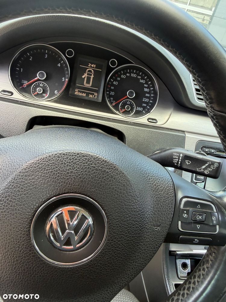 Volkswagen Passat 2.0 Blue TDI SCR Comfortline - 19
