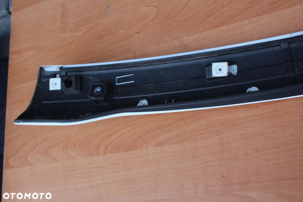 OBUDOWA OSŁONA ZEWNĘTRZNA SŁUPKA LISTWA PRAWA OPEL ZAFIRA C 40R 20971812 - 10