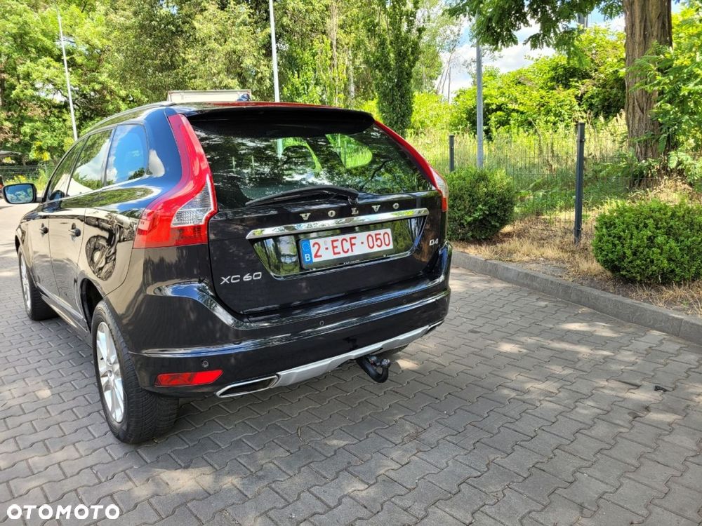 Volvo XC 60 D4 Drive-E Ocean Race - 8