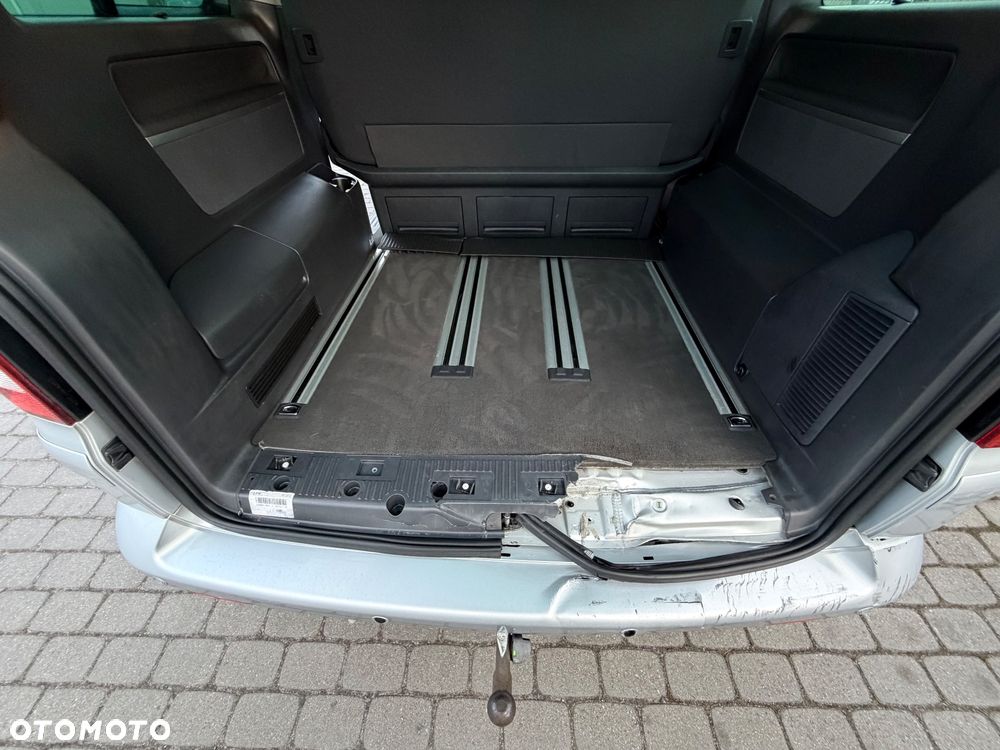 Volkswagen Multivan L1 Business - 11