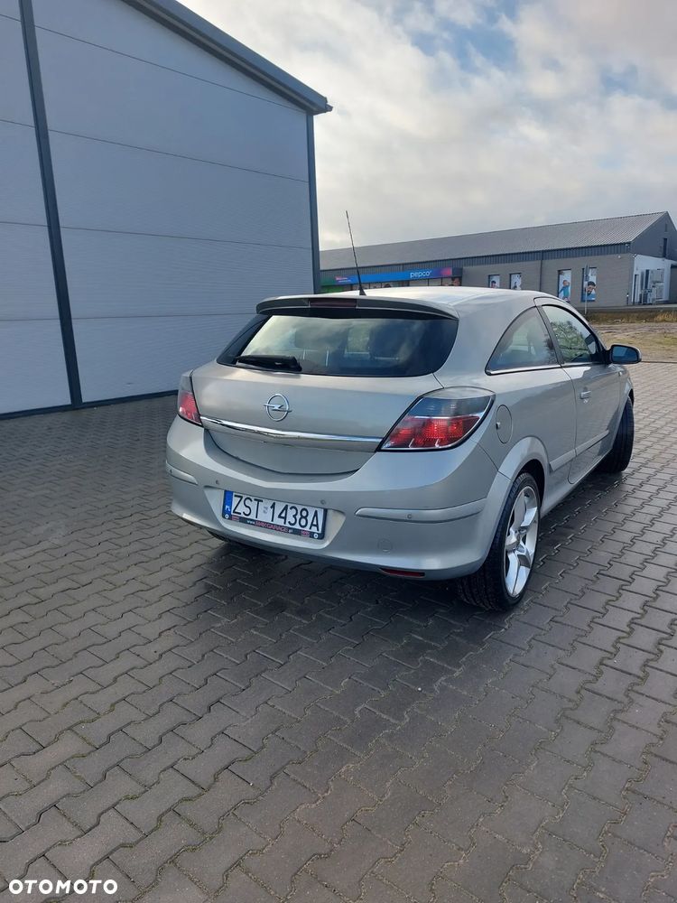 Opel Astra ver-1-9-cdti-cosmo - 9