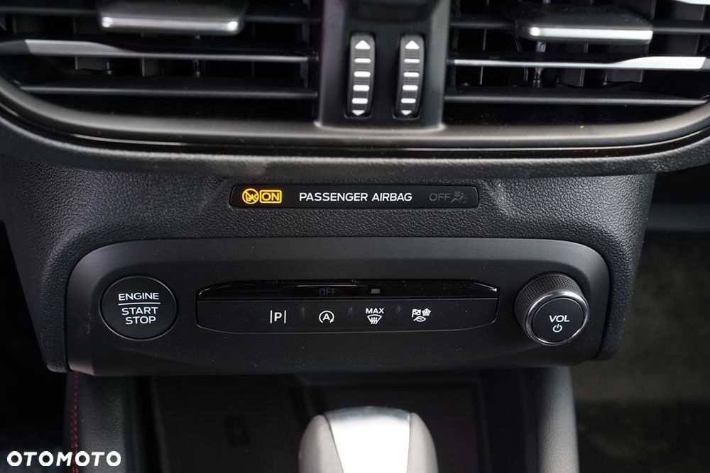 Ford Focus 1.0 EcoBoost mHEV ST-Line X - 20