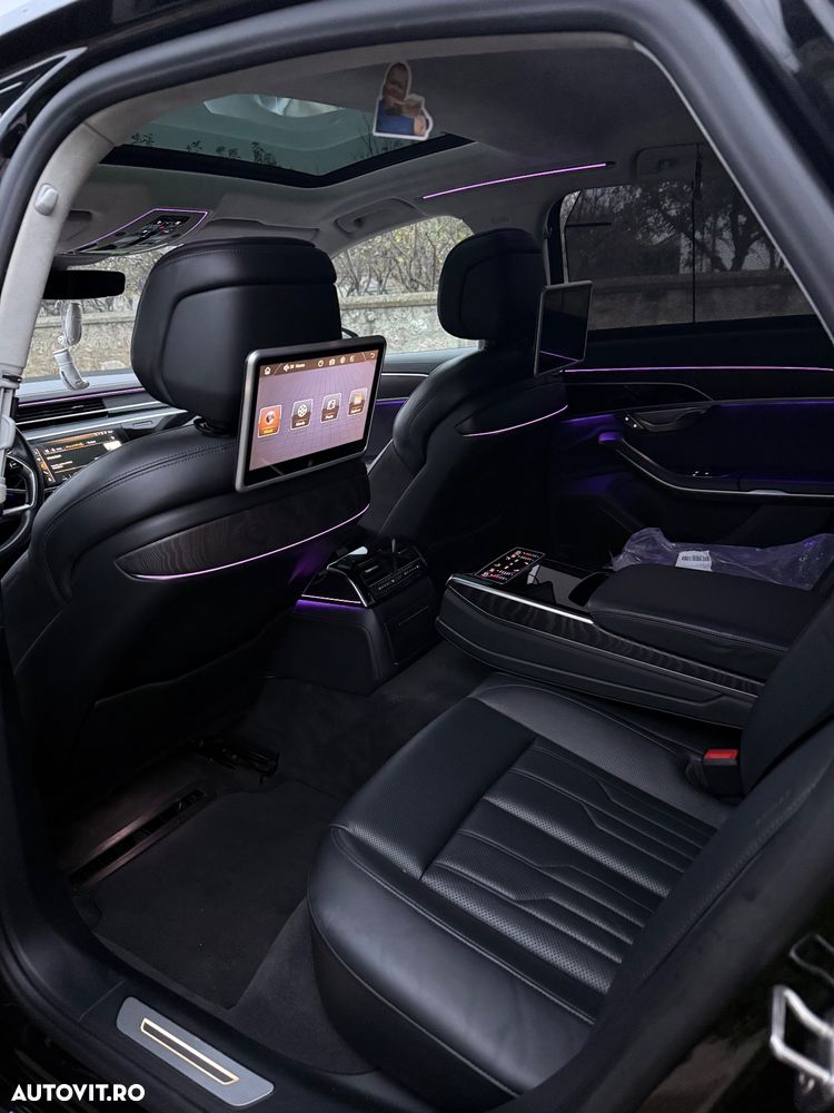 Audi A8 - 4