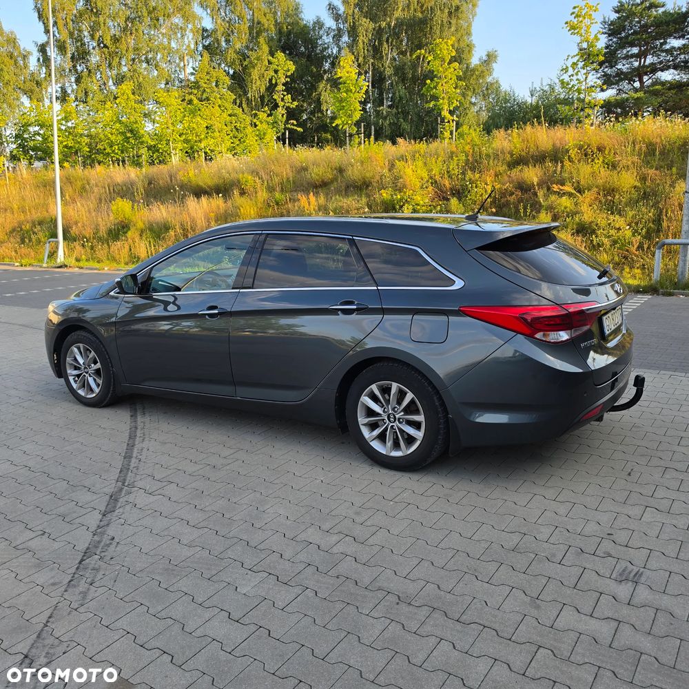 Hyundai i40 1.7 CRDi Comfort DCT - 6