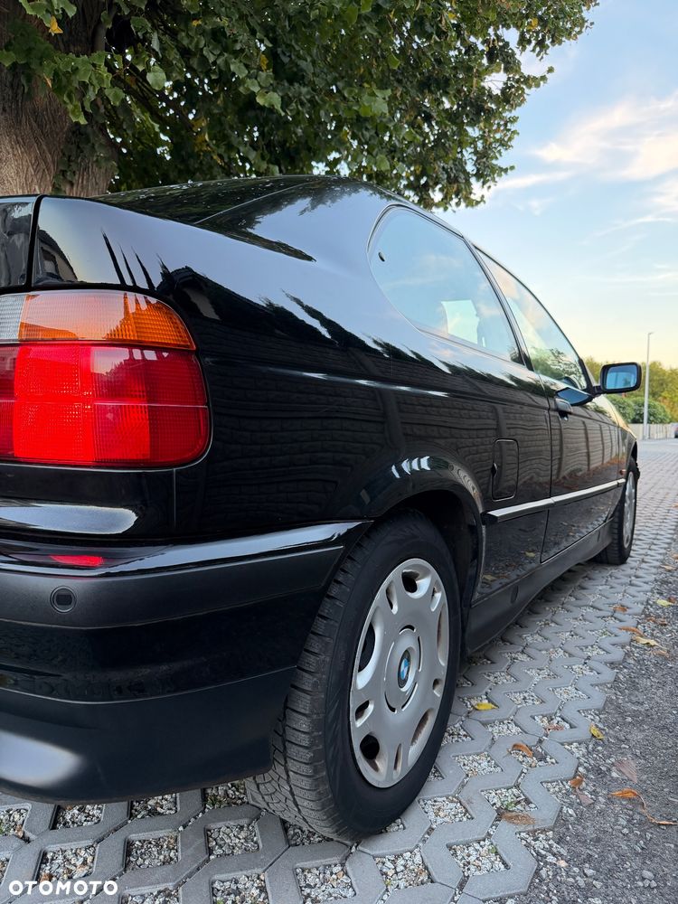 BMW Seria 3 316i - 17