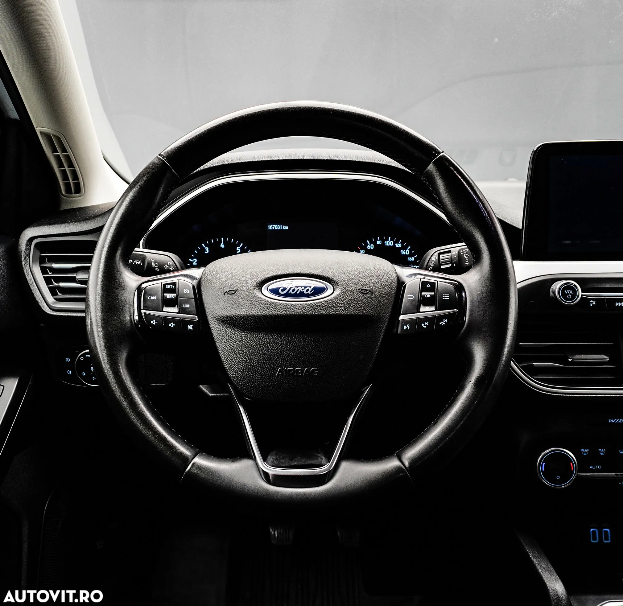 Ford Focus 1.0 EcoBoost Trend Edition - 18