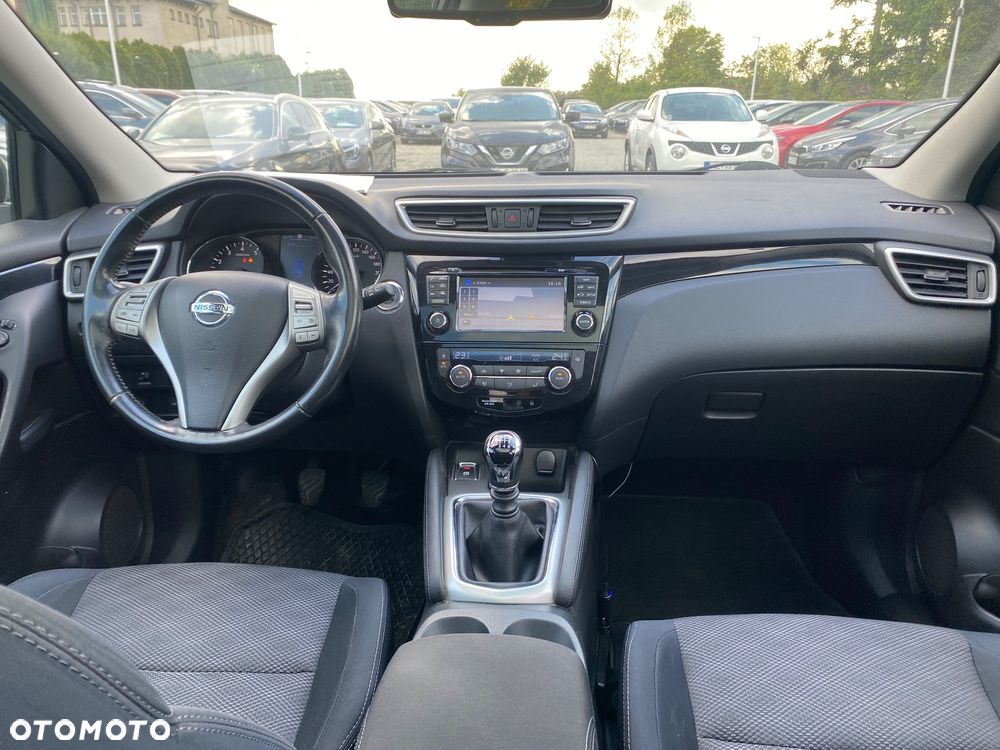 Nissan Qashqai 1.6 DIG-T N-Connecta - 31