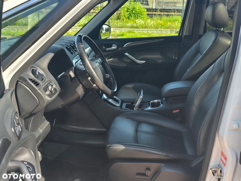 Ford S-Max 2.0 TDCi DPF Titanium X - 19