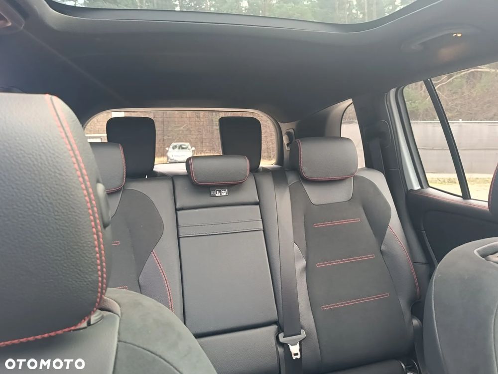 Mercedes-Benz GLB 250 4-Matic AMG Line 8G-DCT - 13