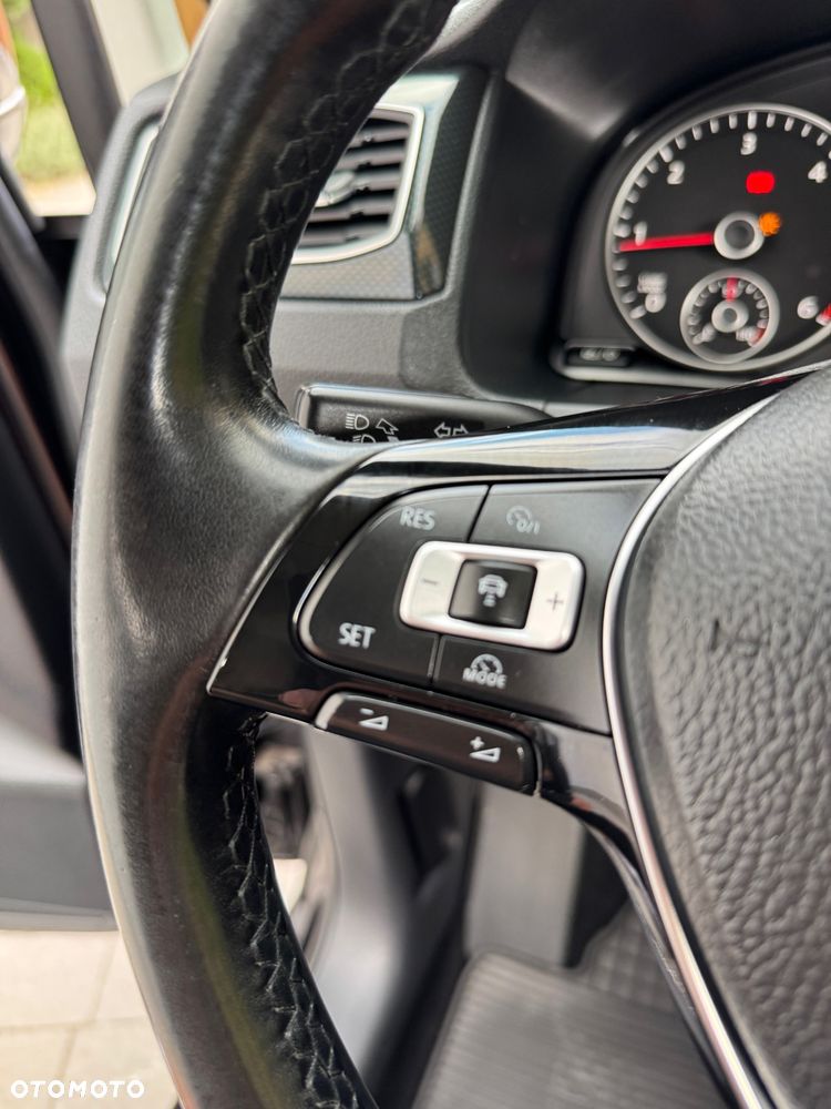 Volkswagen Caddy 2.0 TDI Highline DSG - 24