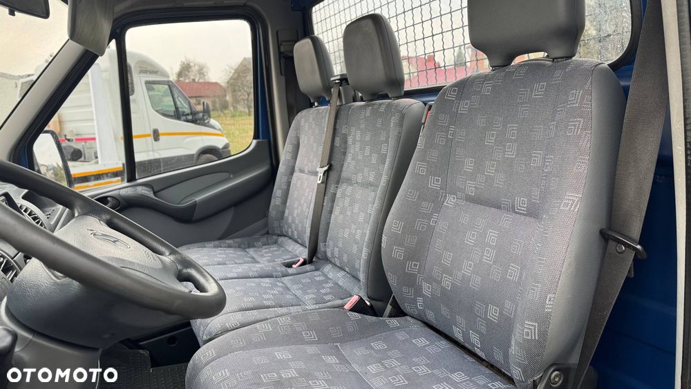 Mercedes-Benz Sprinter - 10