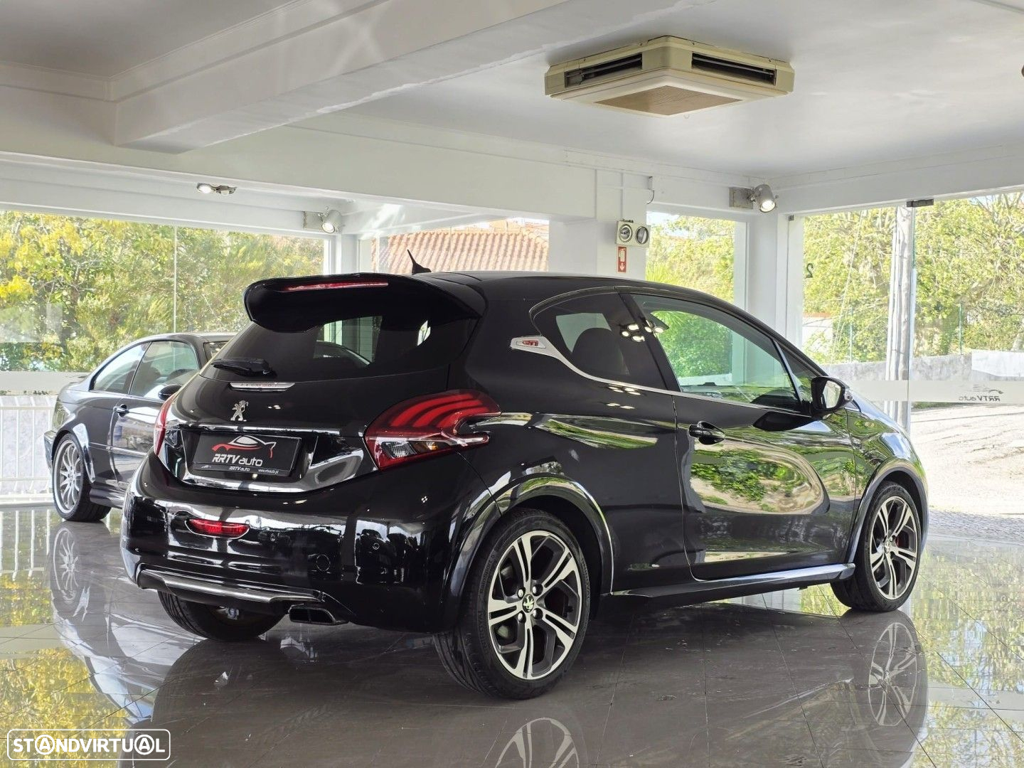 Peugeot 208 1.6 THP GTi - 12