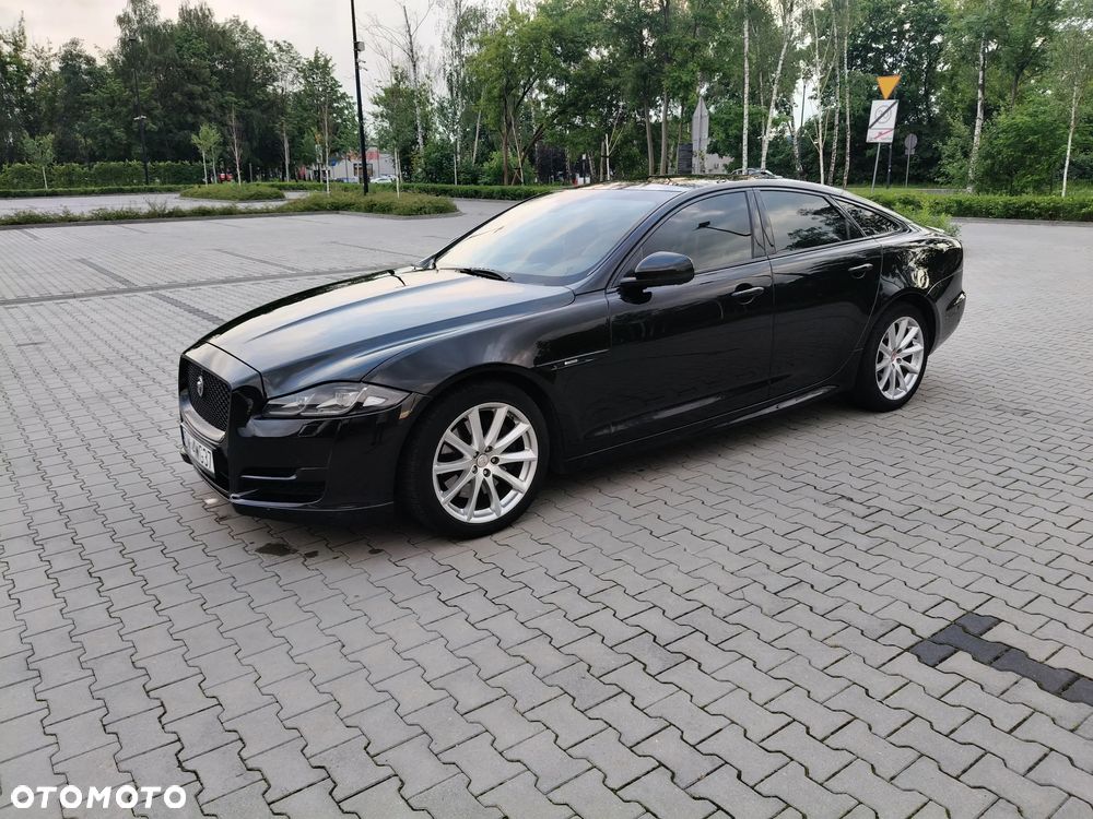 Jaguar XJ 3.0 D V6 R-Sport - 15