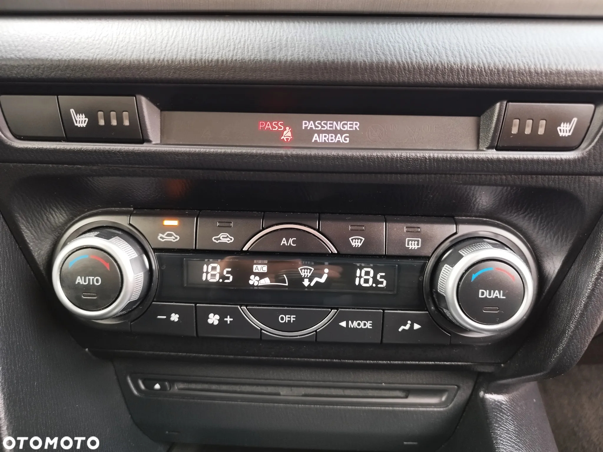 Mazda 3 SKYACTIV-G 120 Urban Limited - 16