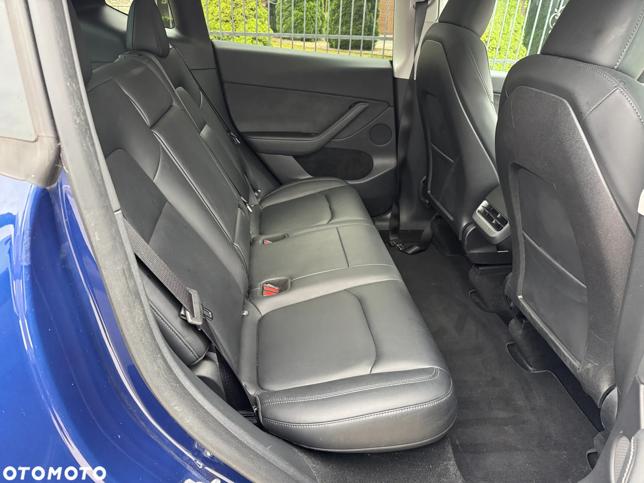 Tesla Y Model RWD - 35